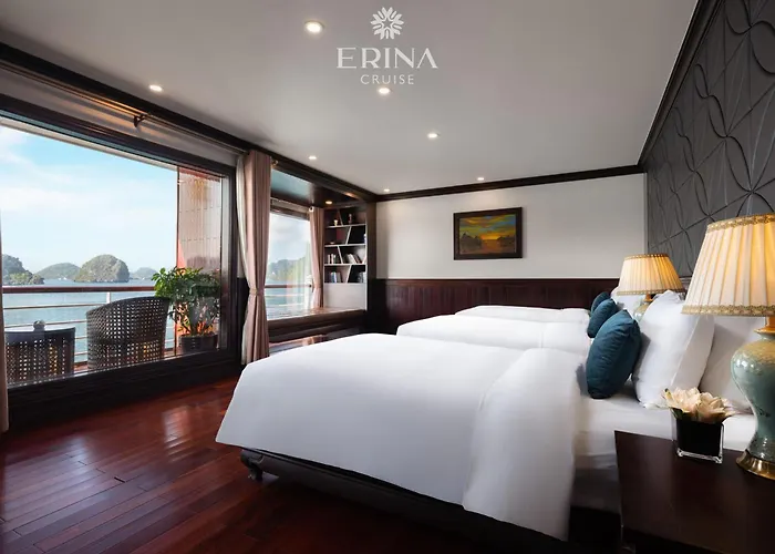  Dora Cruise By Hag 5*