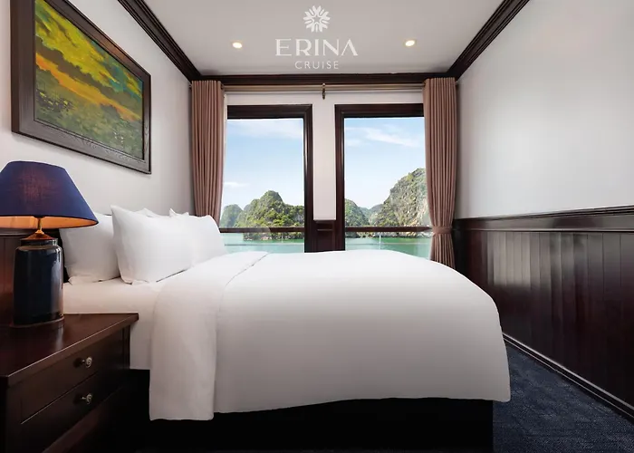  Dora Cruise By Hag 5*