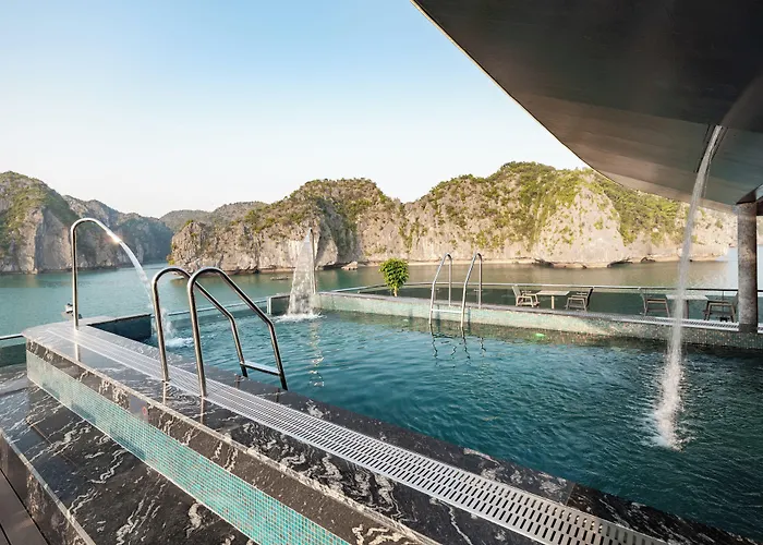 Dora Cruise By Hag 5* Ha Long